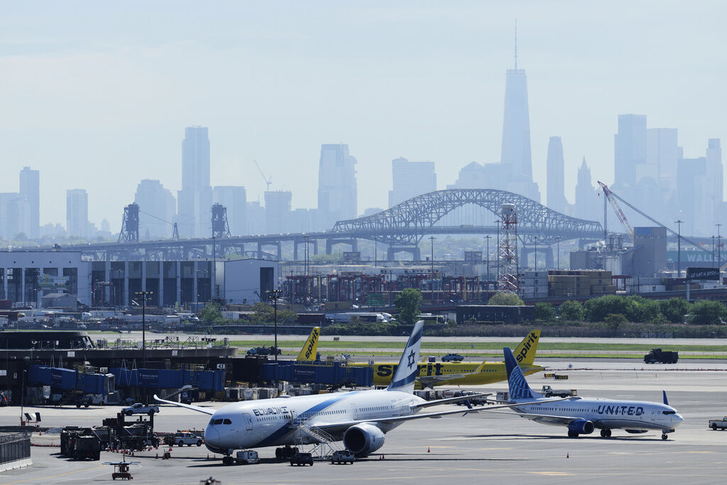 Trump administration puts on hold $18 billion in funding for New York City infrastructure projects